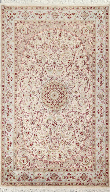 Silk Kashan Vegetable Dye Area Rug 5x8