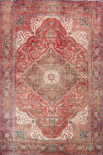 Hand-Knotted Heriz Persian Area Rug 10x13