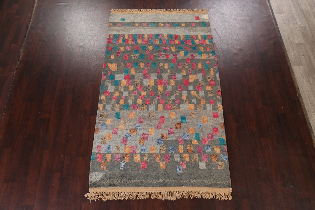 Handmade Moroccan Wool Area Rug 5x9