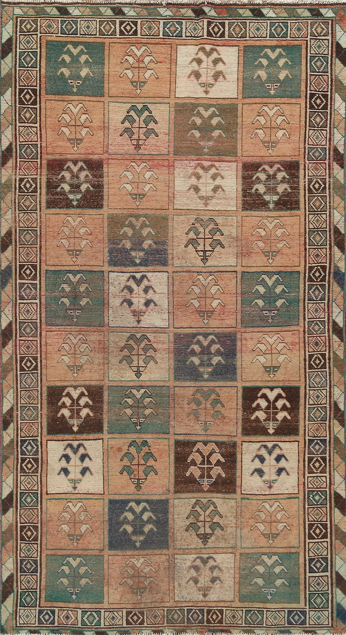 Antique Wool Bakhtiari Persian Area Rug 5x9