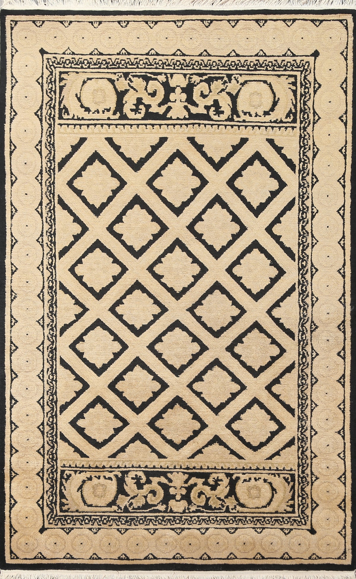 Trellis Handmade Nepalese Wool Area Rug 5x8