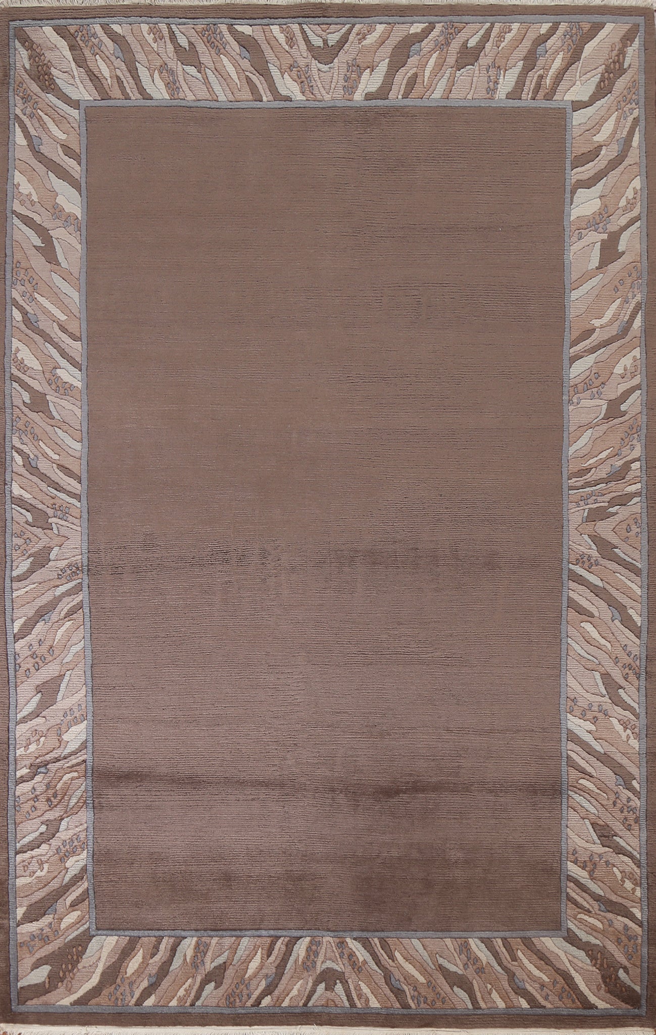 Bordered Nepalese Handmade Wool Rug 6x8