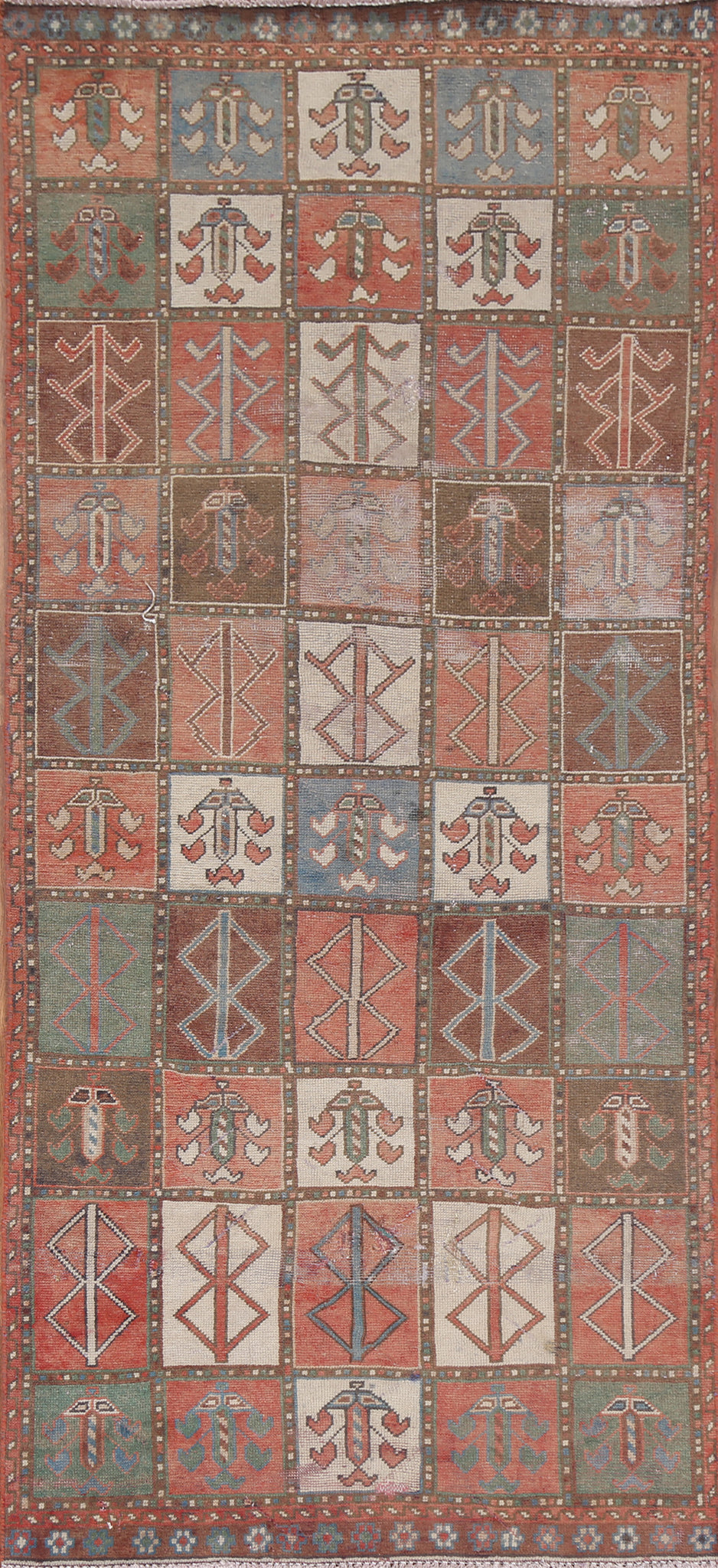 Geometric Bakhtiari Persian Runner Rug 4x9