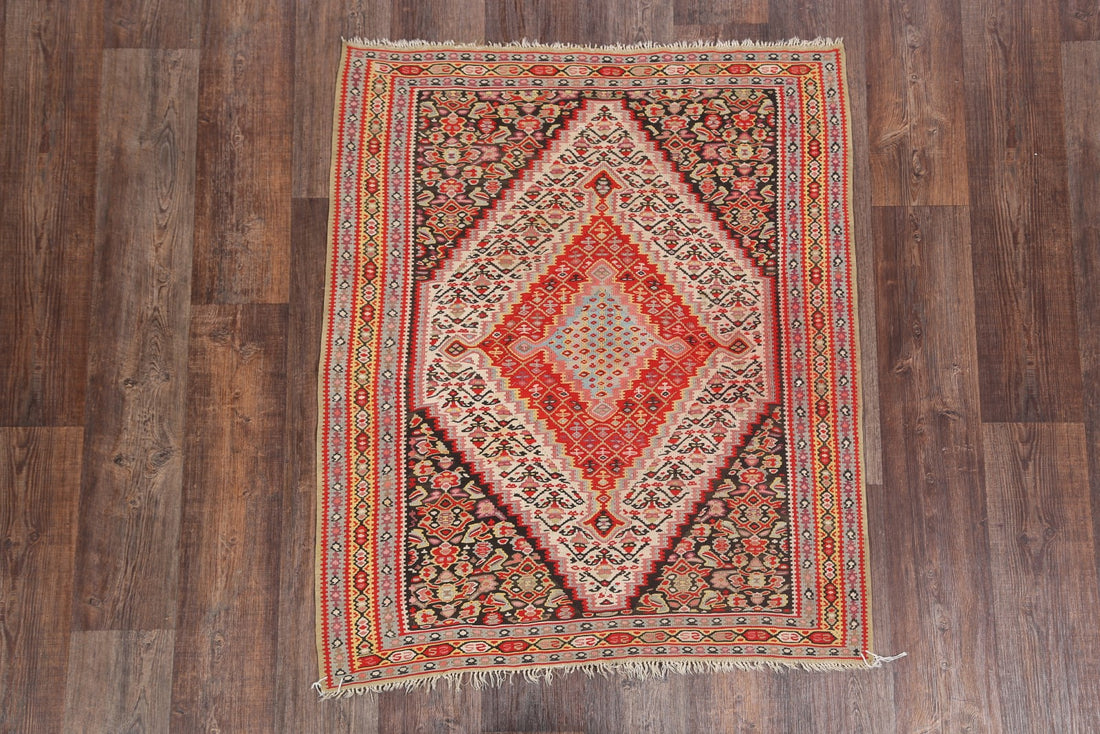 4x4 Kilim Senneh Bidjar Persian Area Rug