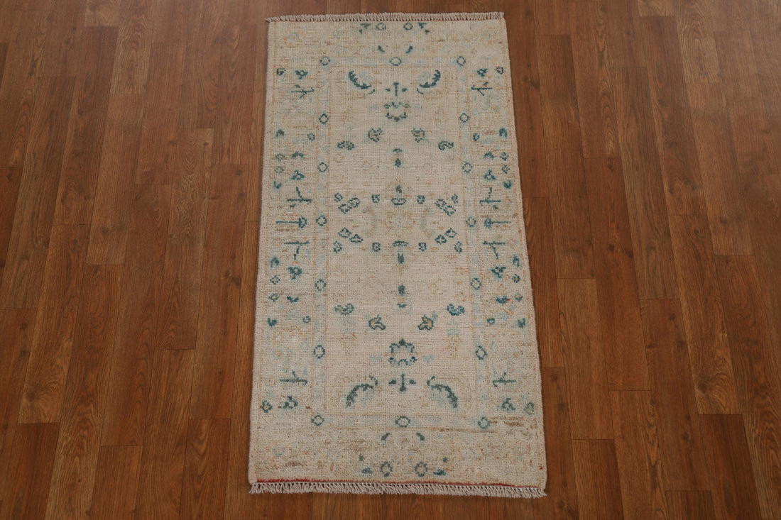 Hand-Knotted Oushak Turkish Wool Rug 2x4