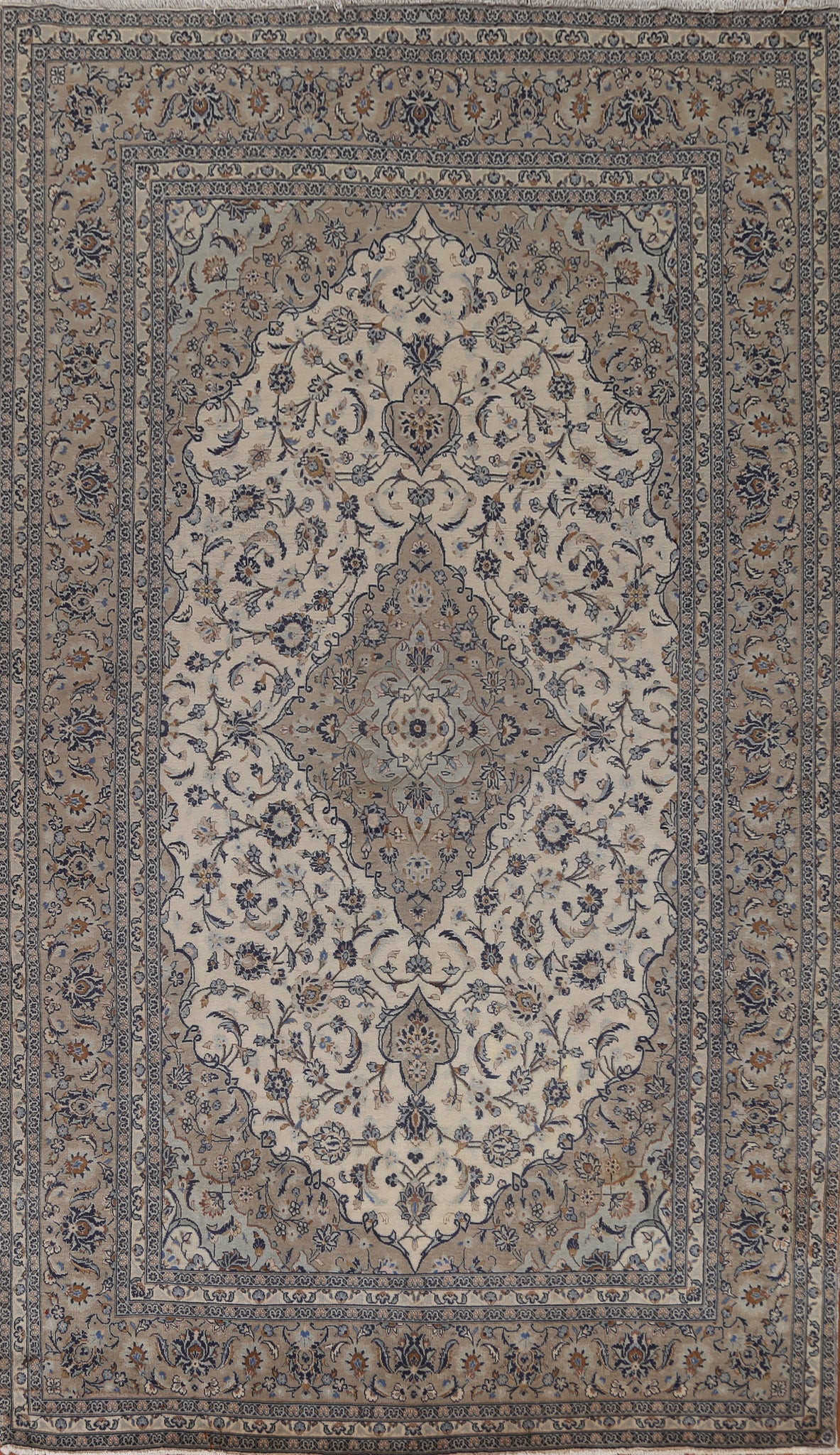 Traditional Kashan Persian Area Rug 7x11