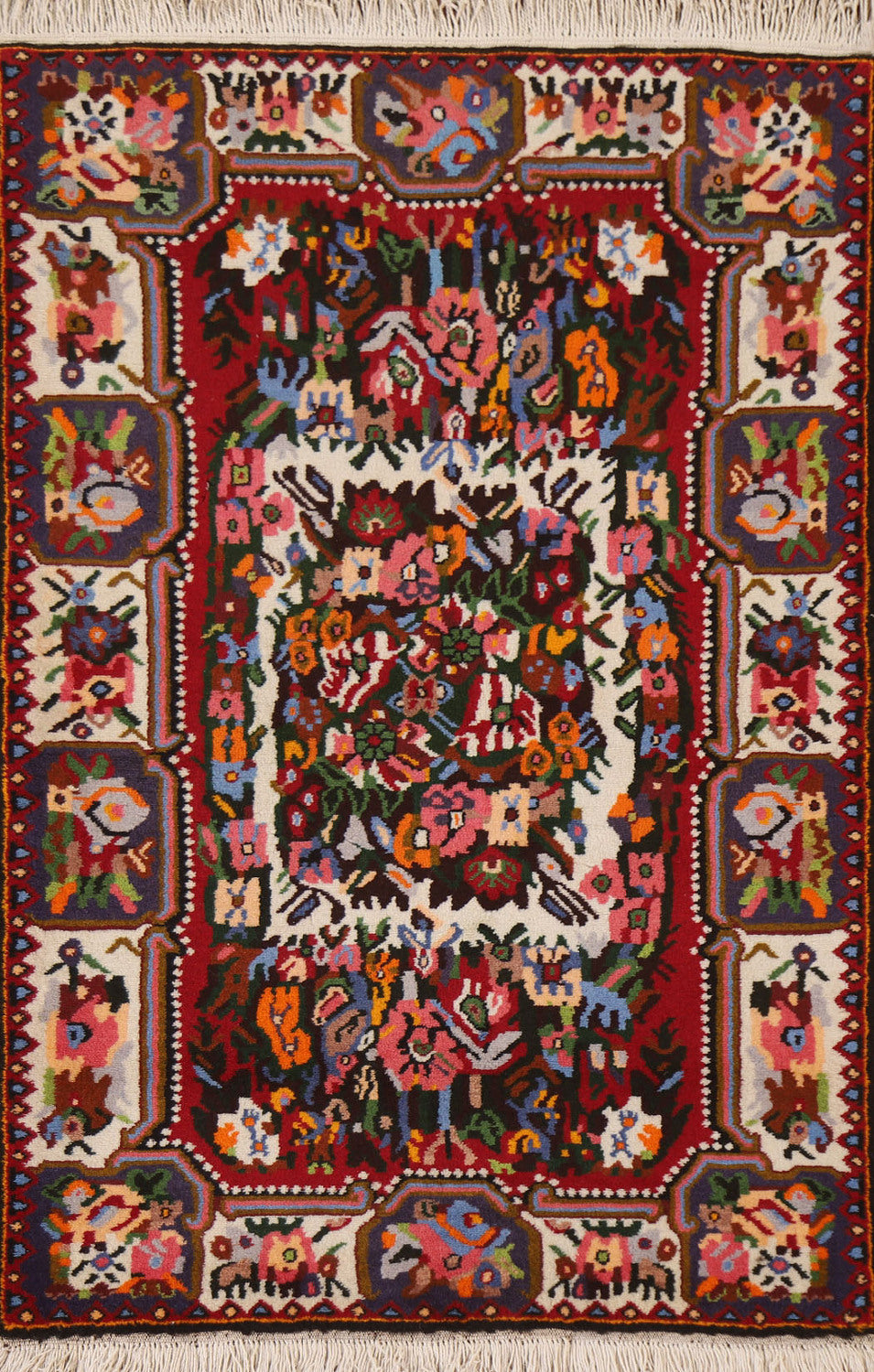 Hand-Knotted Bakhtiari Persian Area Rug 4x5