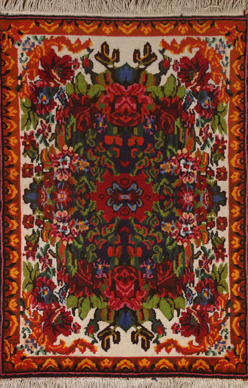 Floral Bakhtiari Persian Area Rug 3x5
